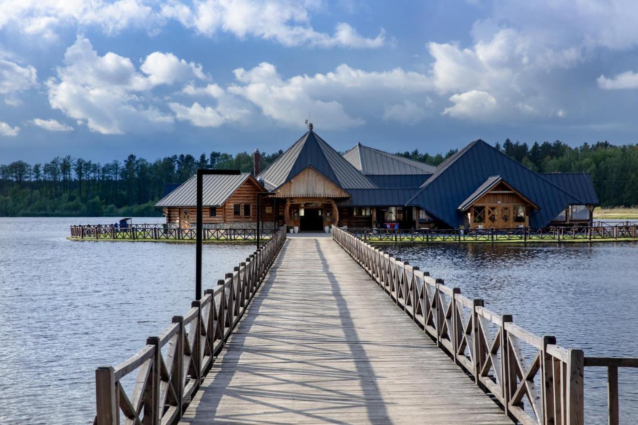 Debowy Dwor Hotel Ruda Rozaniecka Exterior photo